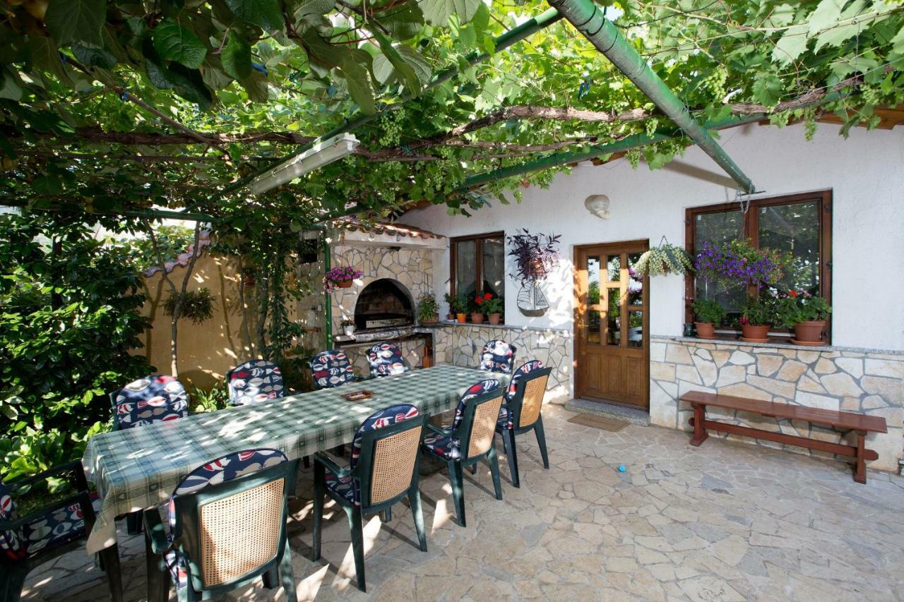 Holiday House Marica Lovran Exterior foto
