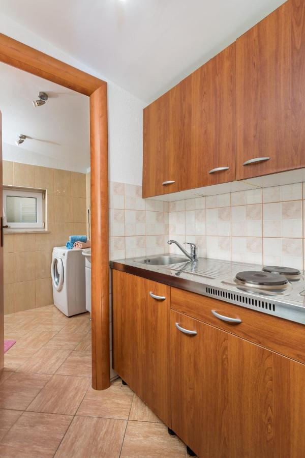 Holiday House Marica Lovran Exterior foto